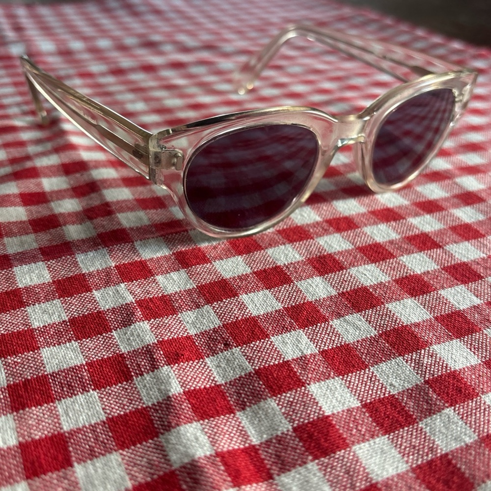 Archie Brower Transparent Sunglasses with Dark Lenses 🕶️ unisex 🕶️ classic style